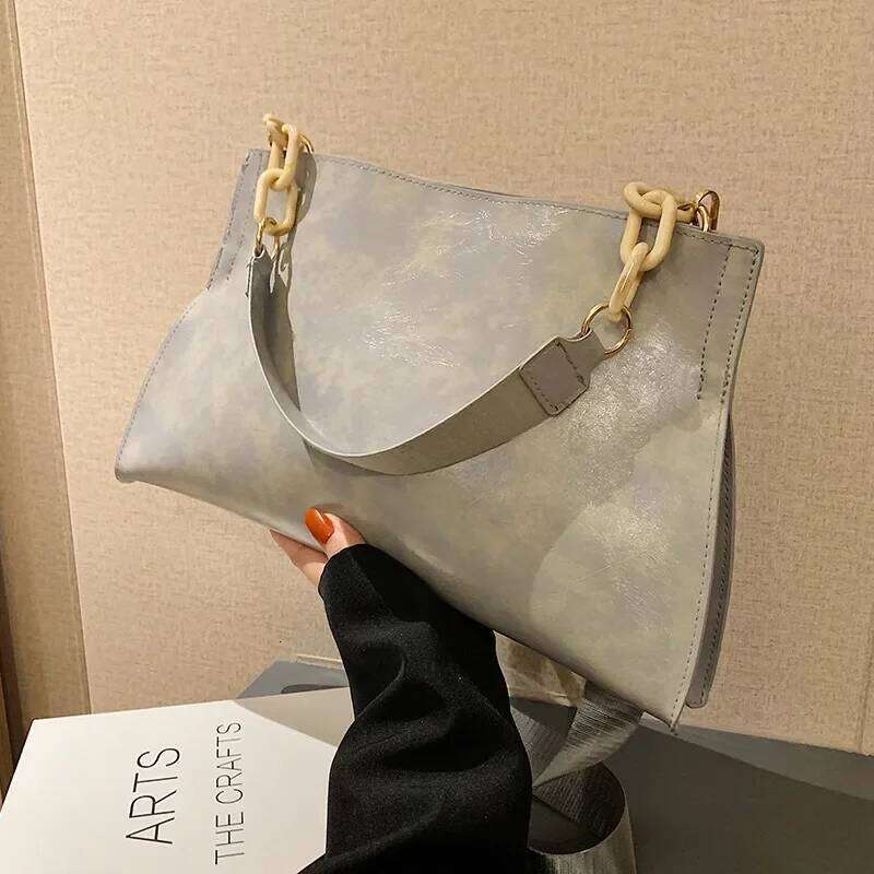 New Fashion Soft Surface Solid Color Women's Underarm Large Capacity Casual Handbag Shoulder Bag Y260205