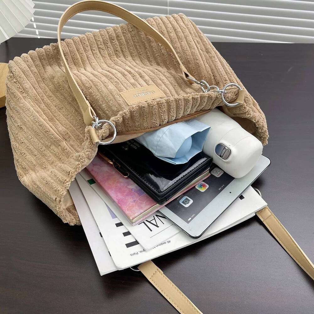 Large Capacity Chic Chain Underarm Bags for Woman Corduroy Tote Versatile Handbag Women Shoulder Female Bag Bolsos Mujer Y260205