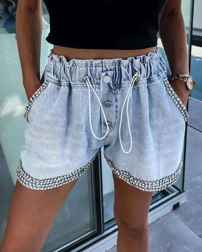 New Fashion 2023 Summer Casual Bottom Rhinestone Pocket Design Denim High Waist Shorts Female Clothing Outfits XJ260206
