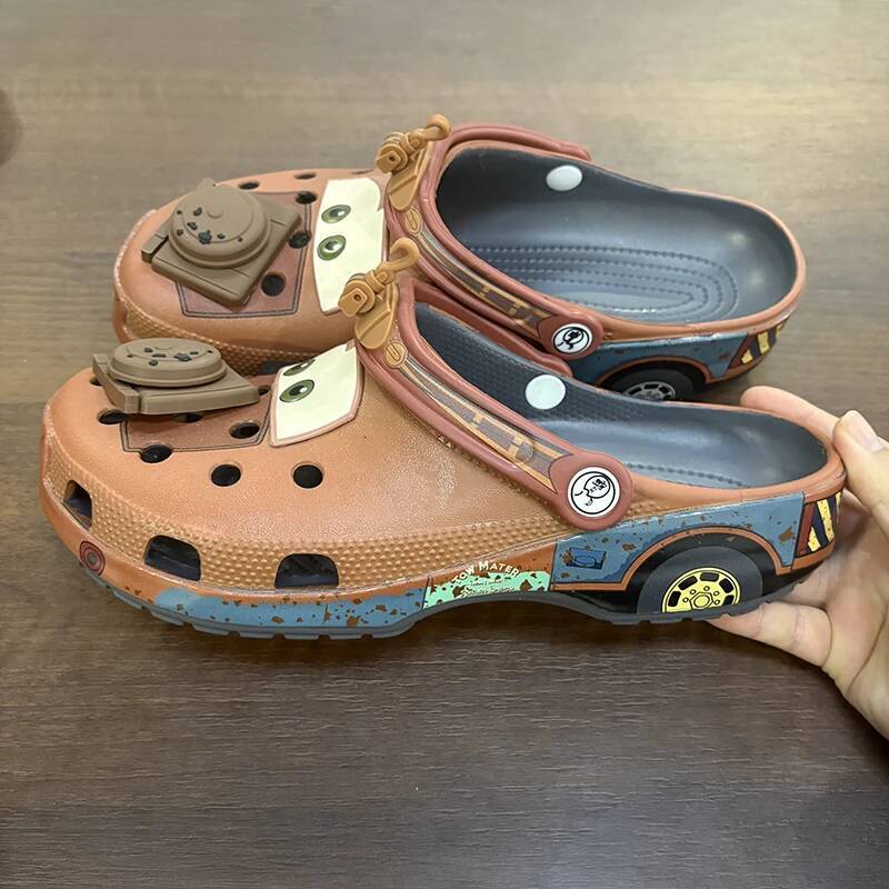 Disney Designer Pixar Disney Cartoon Mater Slippers Cars Shoes Outdoor Sandals Cute Figurine Anime Trailer Cave Shoes Sandals Eva Shoes Gift Luxury
