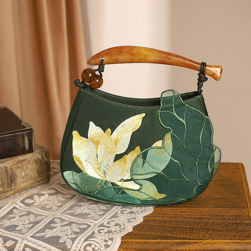 Fish Sinking Autumn Water Ancient Style Banquet Metal Handbag Three-Dimensional Qipao Small Square Bag In Stock MASA