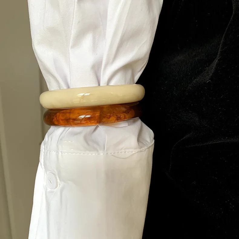 Korean vintage Geometric Round Resin Acrylic Cuff Bangle Bracelet For Women Girl Fashion Charm Party Wrist Jewelry 260120