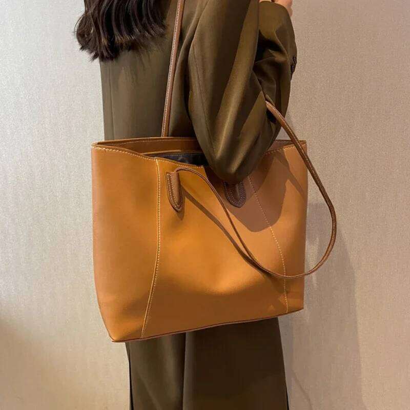 Hot Selling Light Luxury Sewing Thread Pu Zipper Handbag 2026 New Fashionable Women's Commuting Shoulder Tote Bag C260207