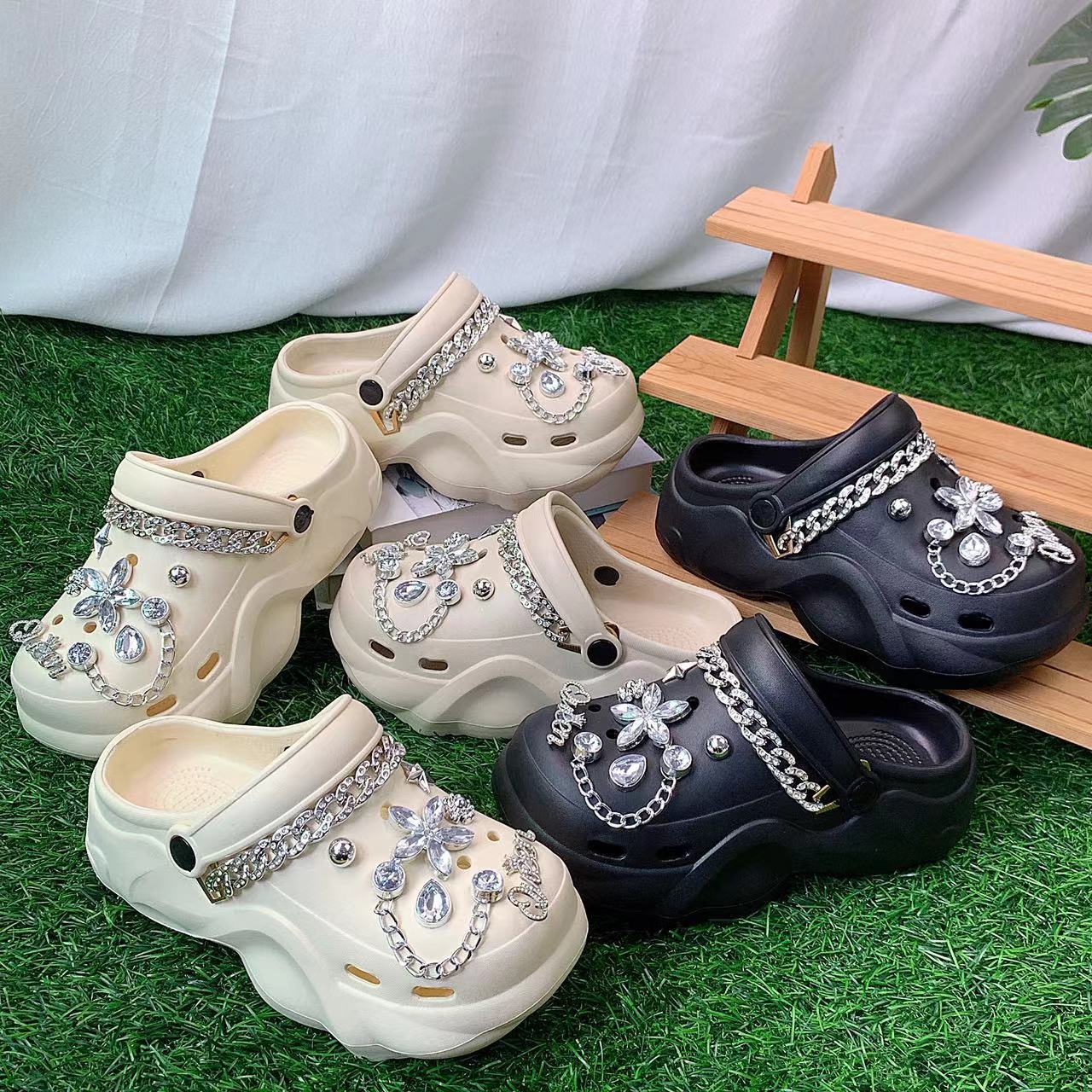 Free shipping: Designer slippers, women's fashion embroidered canvas embroidered linen high heels, sandals, platform skates