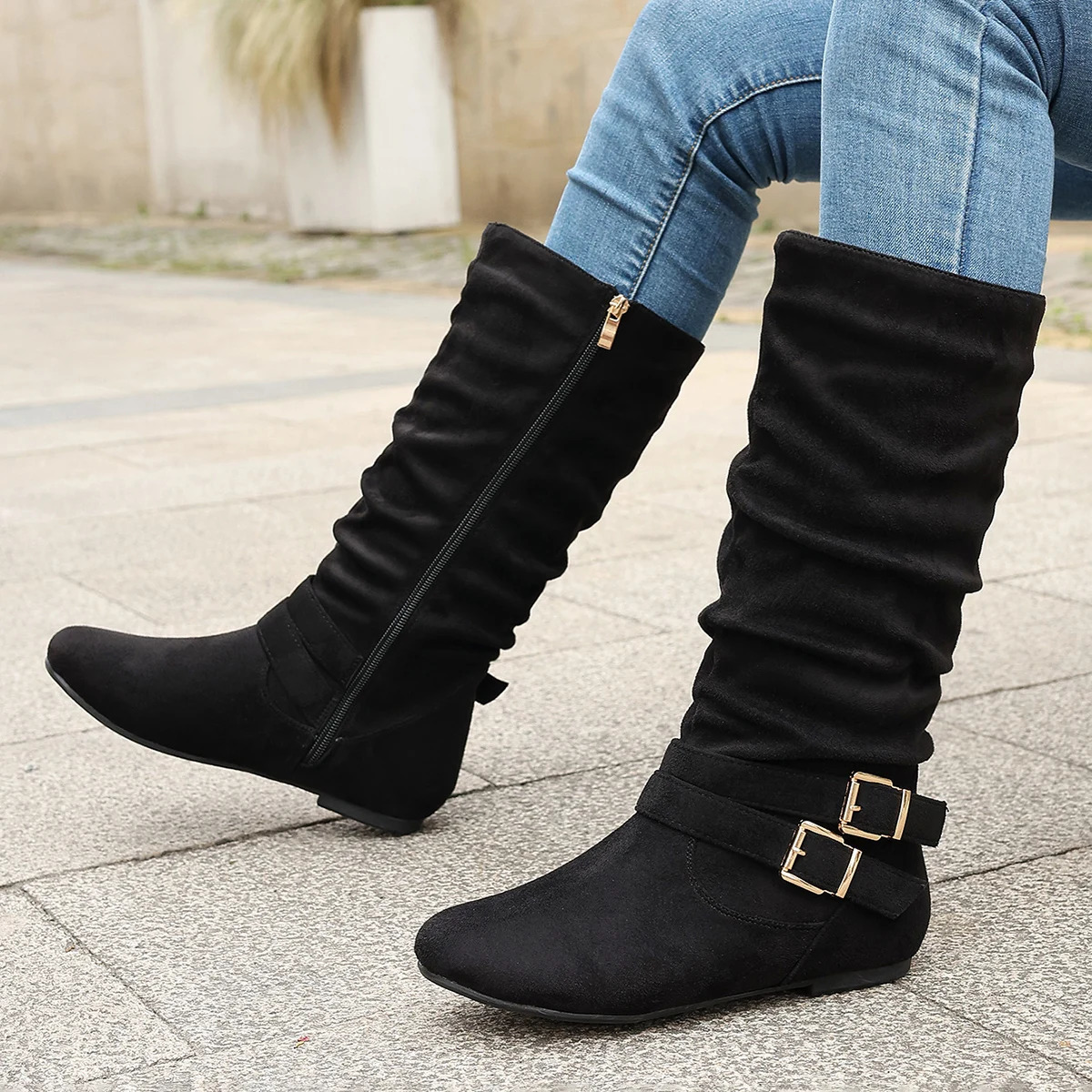 Pleated Europeanstyle flatheeled womens fashion boots with double buckles brown suede side zipper 260208