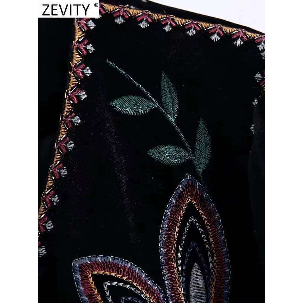 Zevity Women Vintage Flower Embroidery National Style Short Coat Ladies Retro Open Stitching Casual Velvet Jacket Tops Ct100