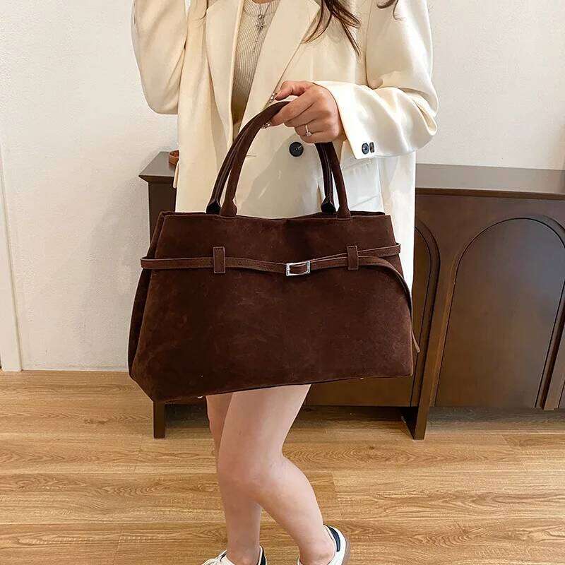 Women's Retro Tote Bag, Elegant Coffee-Colored Faux Suede Handbag, Versatile Shoulder Bag for Commuting and Casual Use C260207