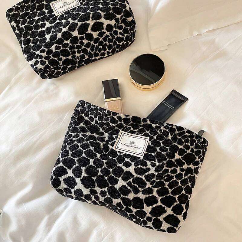 Women's Cosmetic Leopard Zebra Personalized Fashion Versatile Makeup Portable Large Capacity Mult Functional Storage Bag Y260206