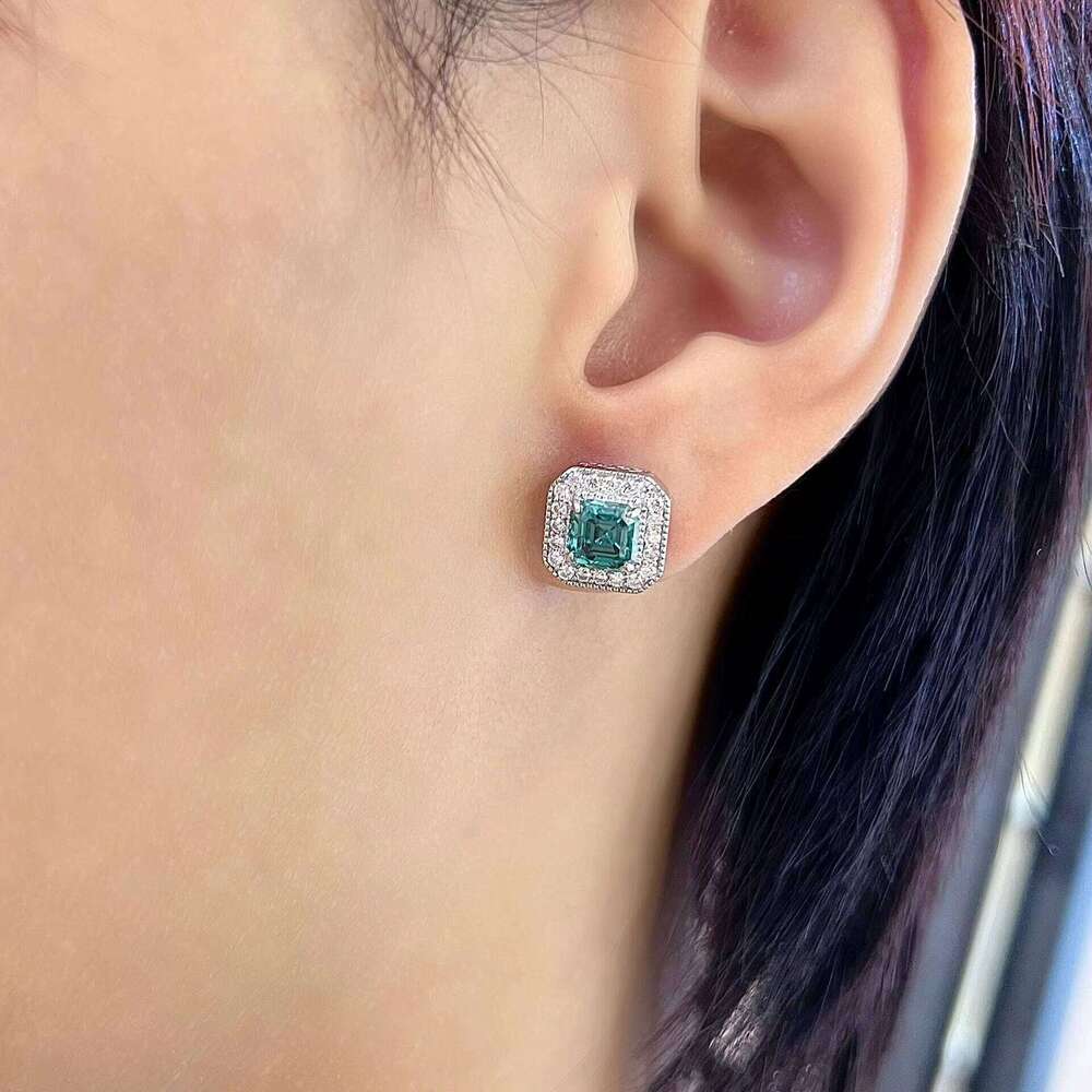 Light Luxury S925 Silver Moissanite Emerald Stud Earrings - High-End Halo Square Jewelry
