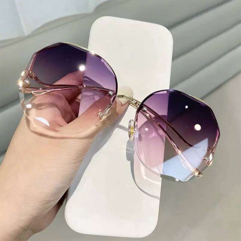 Rimless Sunglasses Women Metal Female Vintage Ladies Stylish Design Oversized Square Sun Glasses UV400 Y260207