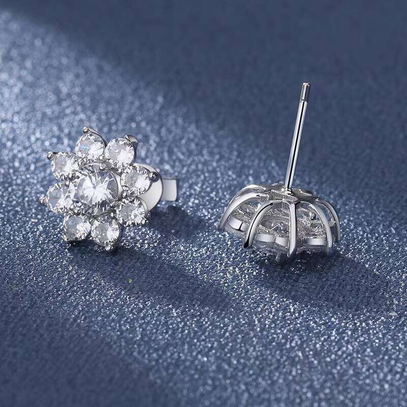 Fashion Jewelry 0.5Ct Flower 925 Silver For Women Vvs D Moissanite Earrings