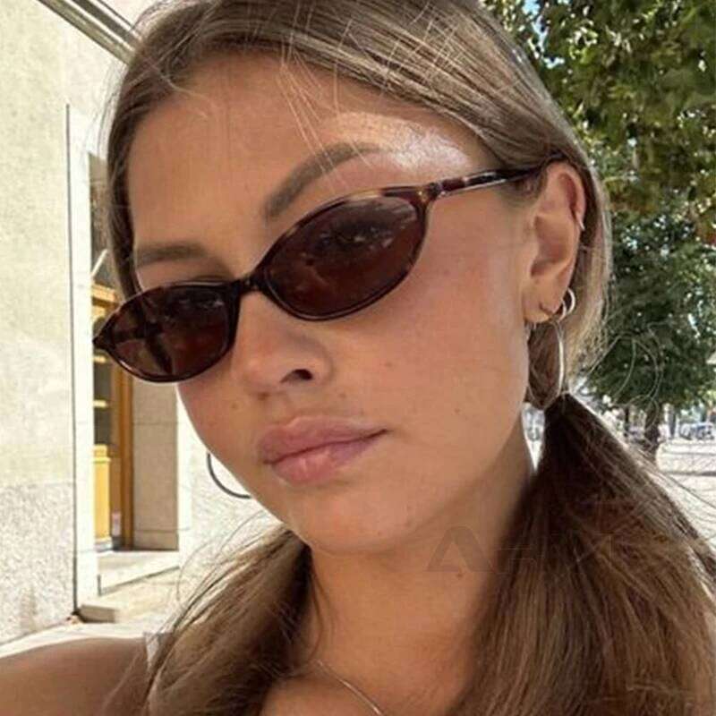 Sexy Small Oval Women's Sunglasses 2025 New Fashion Black Brown Sun Glasses Ladies Shades Trends Summer Unique Eyewear Men Y260207