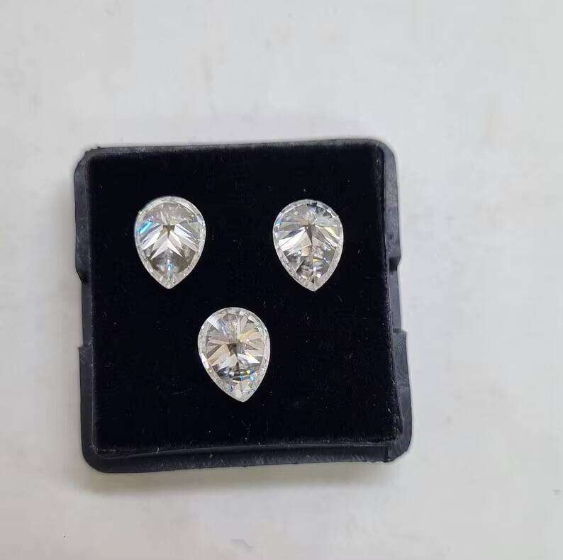 Full White Pear Shape Moissanite Diamond Earrings VVS Clarity Hip Hop Jewelry With Silver Gemstone Color
