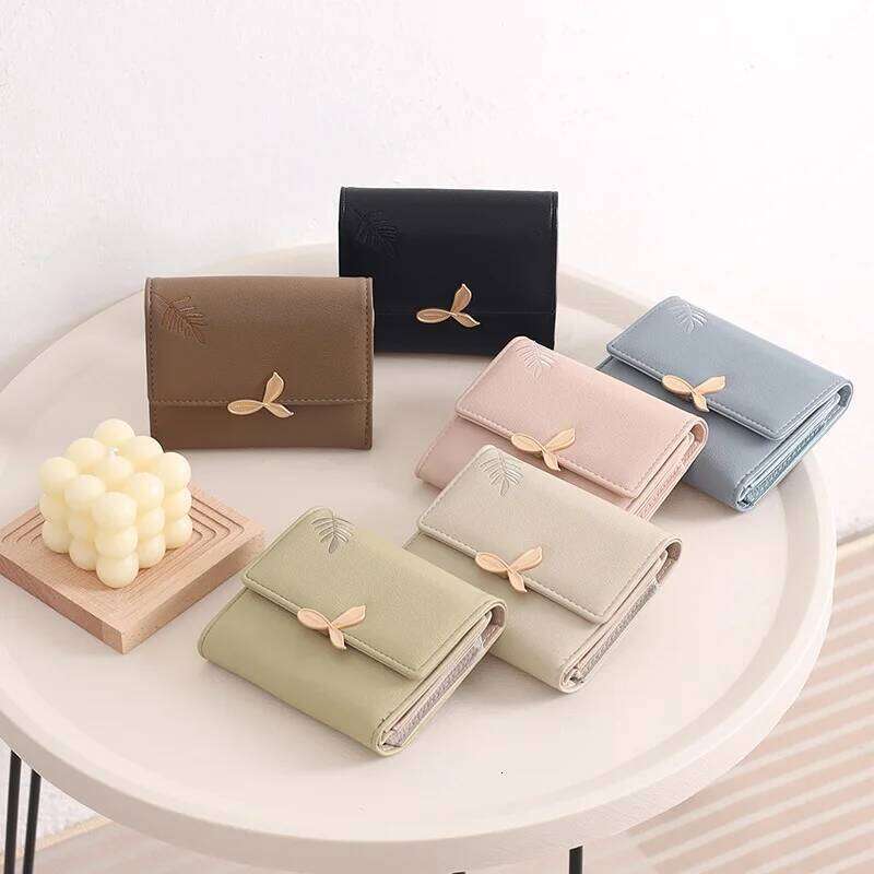 New women's short wallet hardware leaf embroidery three-fold bag multiple card slots folding handbag gift party fashion all-matc Y260206