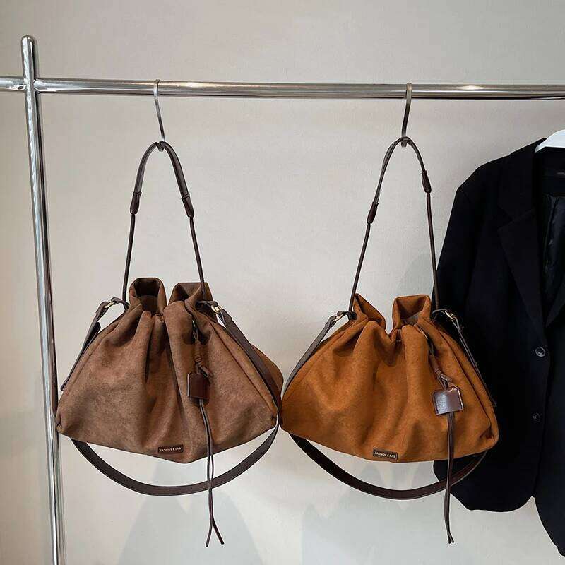 Women's Fashion Tote Large Capacity Rote Faux Suede New Trend Dailiy Commuter Drawstring Design Crossbody Shoulder Bag C260207