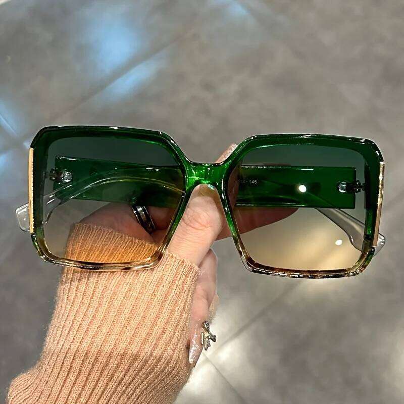 Extra Large Square Fashion Sunglasses for Men and Women Brand Gradient Color Glasses Summer Party Y260207