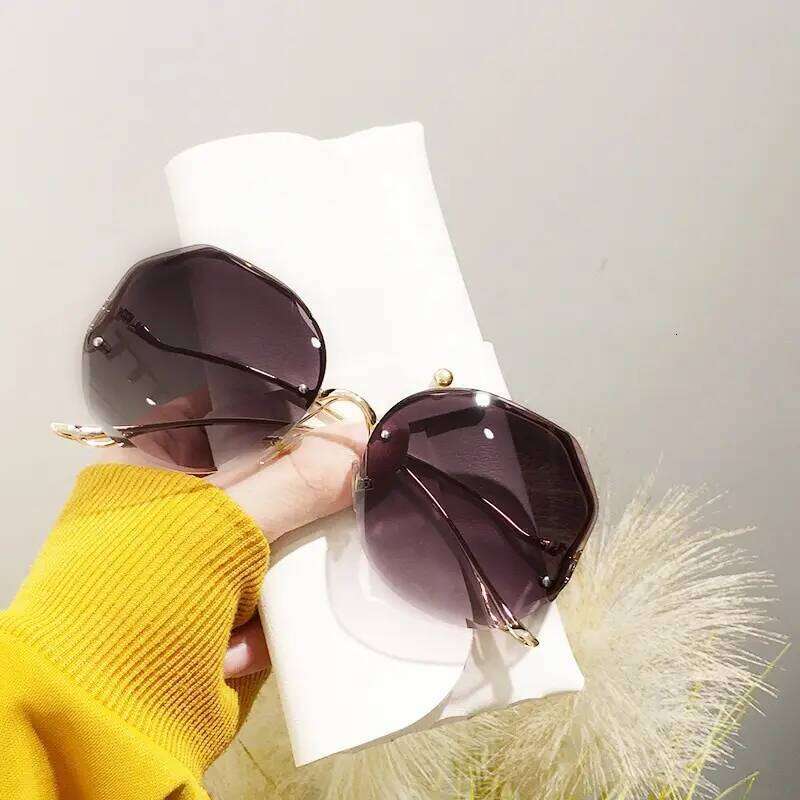 Rimless Sunglasses Women Metal Female Vintage Ladies Stylish Design Oversized Square Sun Glasses UV400 Y260207