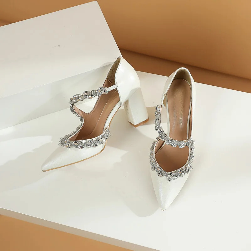 8cm Chainstyle Thick Heel Pointed Plus Size White Bride Wedding Shoes Bridesmaid Shoe Women 260208