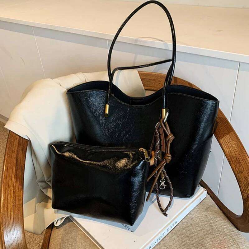 Autumn New Tote Large Capacity Single Shoulder Retro PU Leather bags Designer Fashion Handbags Elegant Women's bag C260207