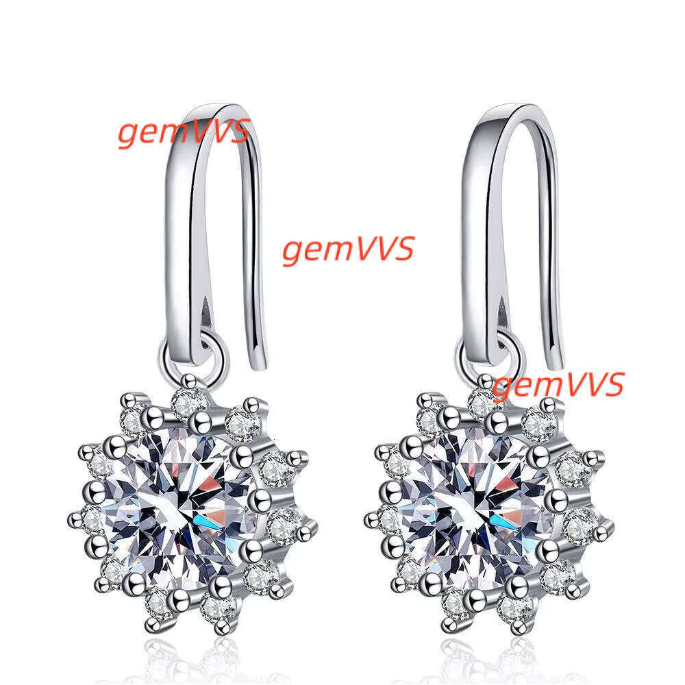 Luxury Jewelry 925 Sterling Silver 1 Carat Round Cut Moissanite Flower Pendant Women's Earrings Wedding