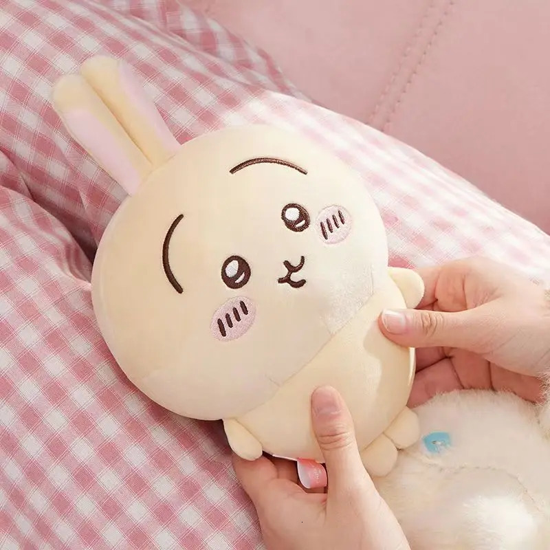 nime Figures Chikawas Cartoon Cute Plush Keychain Figures Hachiware Usachi Small Feet Pendant Self Deprecating Bear Doll Gift 260130