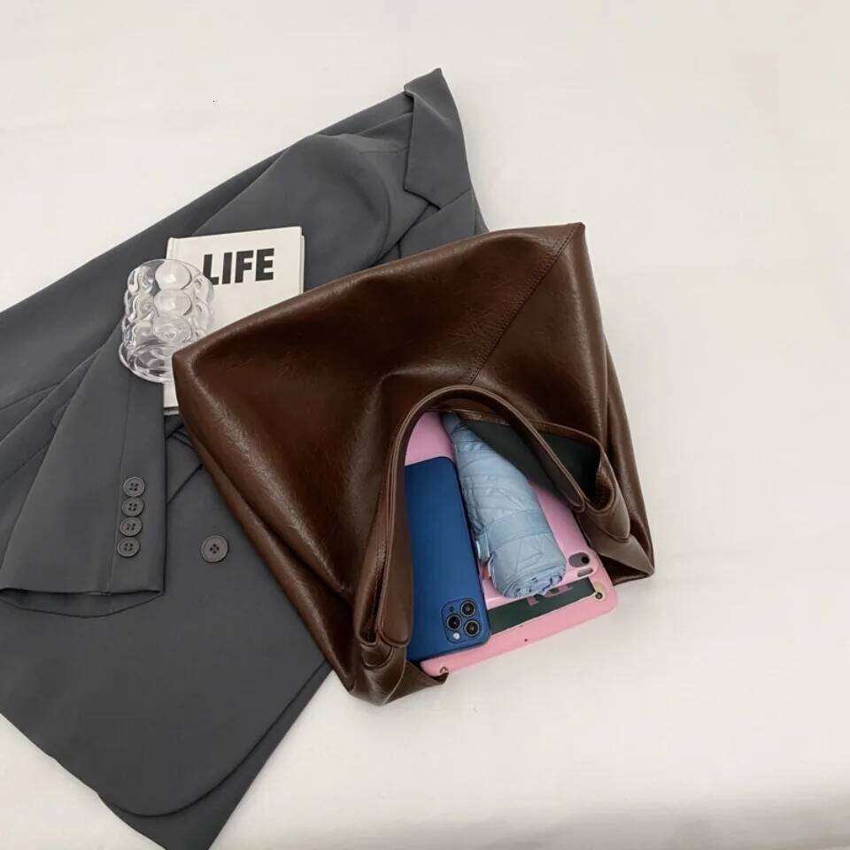 Winter Style Retro Designer 2 in 1 Shoulder Bags for Women Soft PU Leather Large Capacity Underarm Hobo Shopper Tote Handbag New C260207