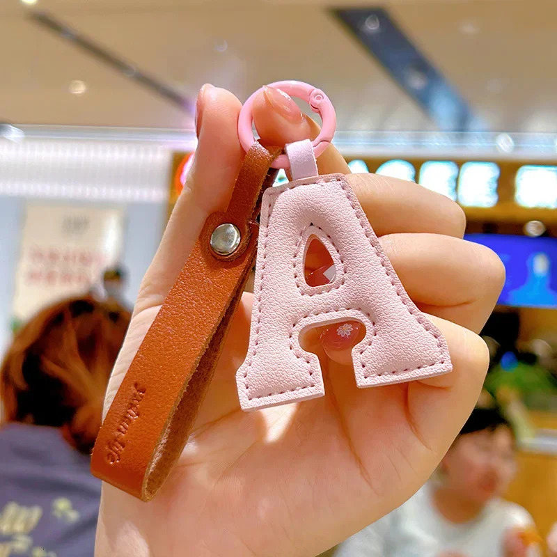 Creative Leather English Letter Keychain Bag Hanging Ornaments Pendant Charms Decorations for Bag Phone Bag Accessories Gift 260130