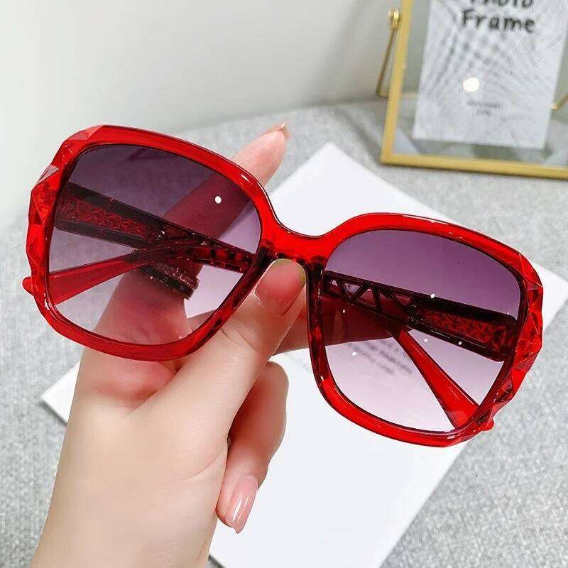 New Fashion Oversized Sunglasses Women Big Frame Vintage Square Glasses UV400 Eyewear Classic Goggles Oculos De Sol Y260207