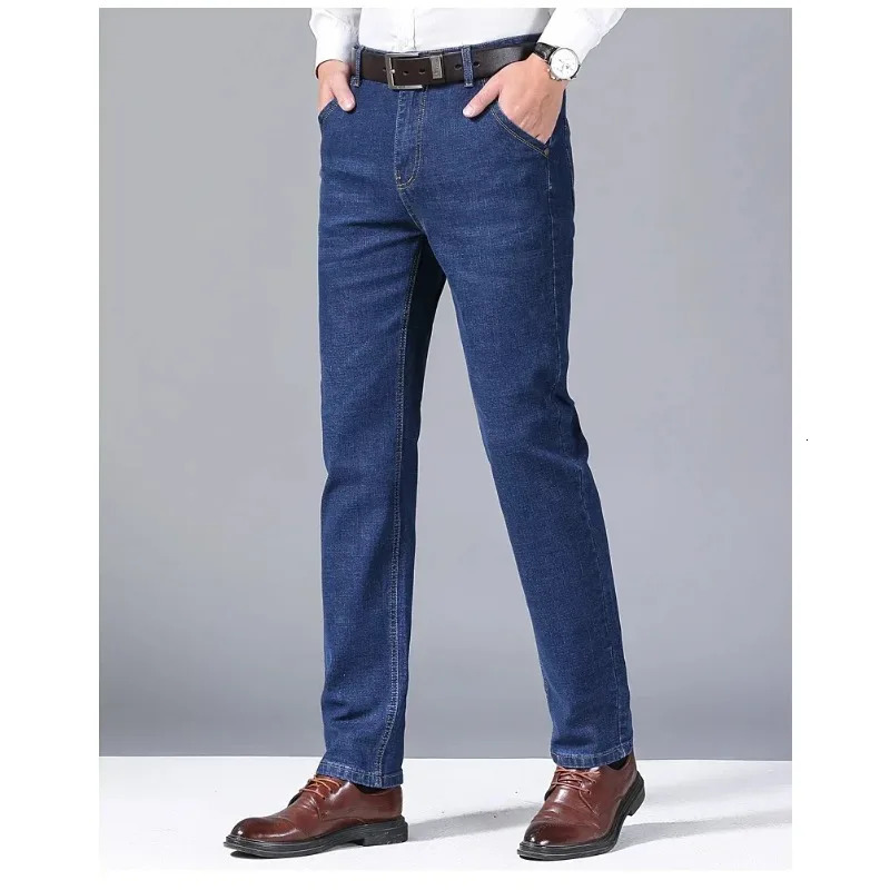 2026 Spring and Autumn Classic Men Fitted Stretch Jeans Business Casual Cotton Denim Straight Leg Pants Male Black Blue Trousers 260127