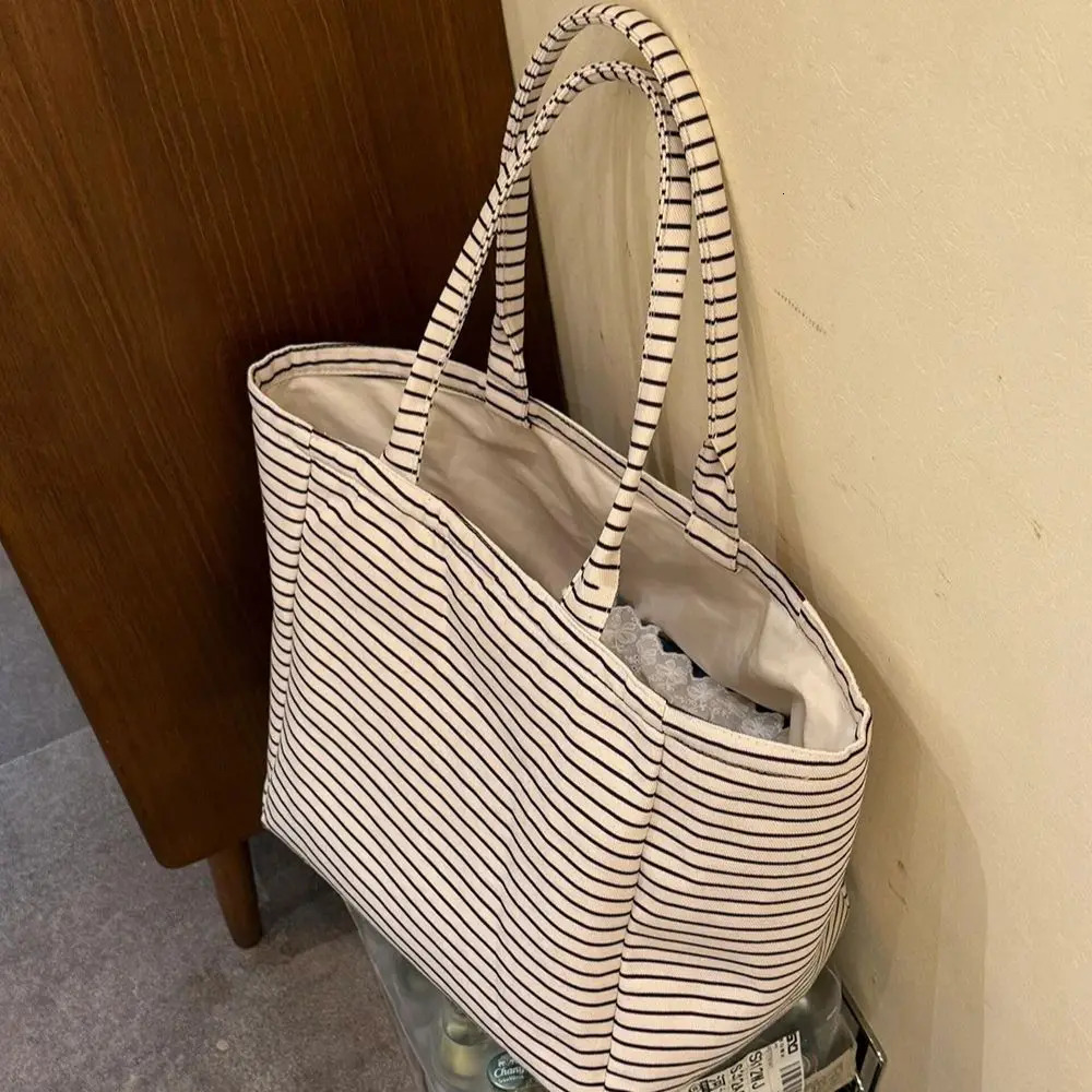 Womens White Large Capacity Stripe Tote Bag Summer Versatile Casual Crossbody Underarm Bag for Everyday Use Students Bookbags 260123