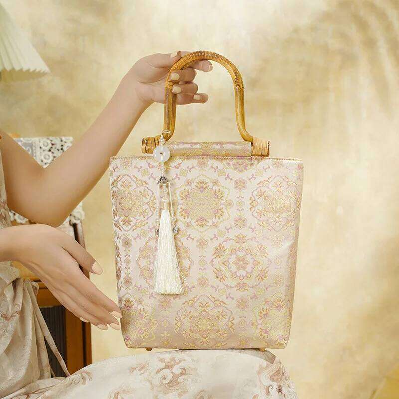 Women Vintage Bamboo Handle Medium Size Top-handle Tote Bag 2026 Fashion Fringes Retro Chic Designer Chinese Traditional Handbag