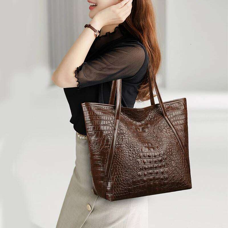 Simple Versatile Crocodile Print Tote Large Capacity Fashion Handbag Vintage Design Shoulder Women's Bag C260207