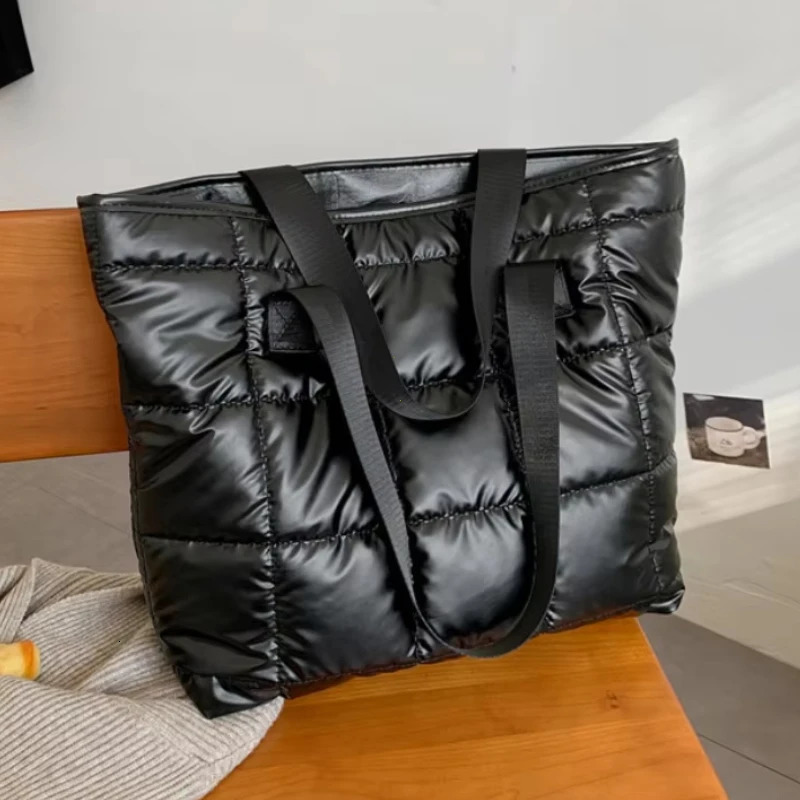 Fashion Large Tote Padded Handbags Autumn Quilted Women Shoulder Bags PU Down Cotton Thread Crossbody Bag Winter Bag260128