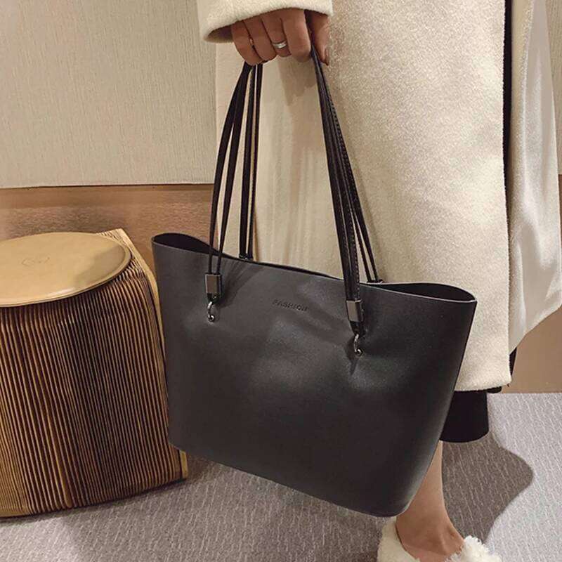 Winter New Black Tote Female Large Capacity Shoulder Casual Commuter Handbag Travel Girls Bookbags Top-handle Bag C260207