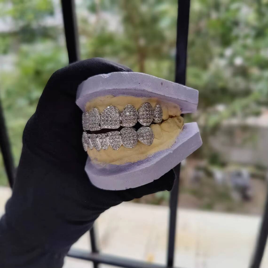 Custom 925 Sterling Silver Iced Out Grillz Diamond Teeth Top Bottom Set Hip Hop Bling Rapper Style Jewellery for Men Women