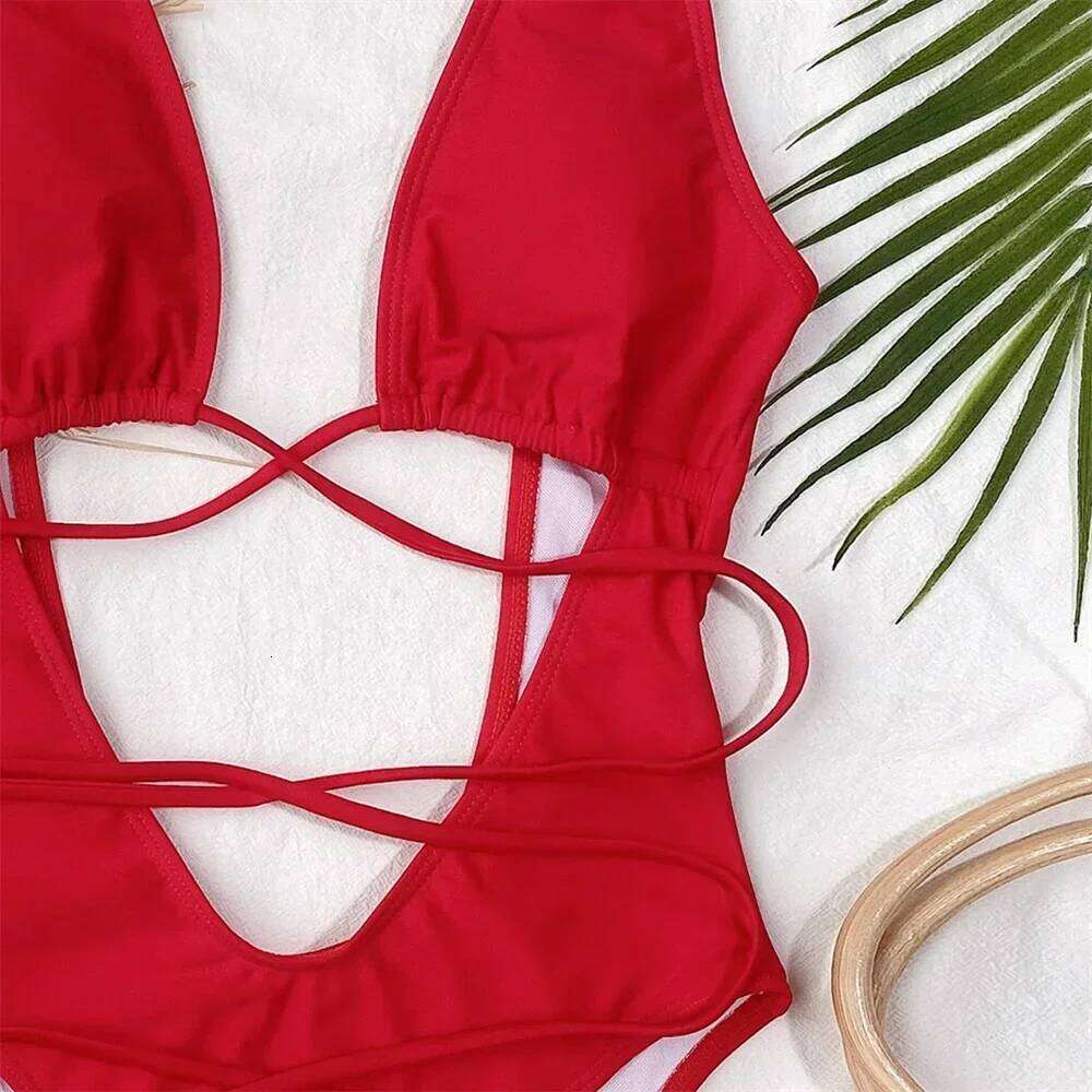 Sexy Red Swimsuit Micro String Bikini Hollow Out Backless Monokini Women One-Piece Vacation Swimwears Bikinis Beach Bathing Suit C260207
