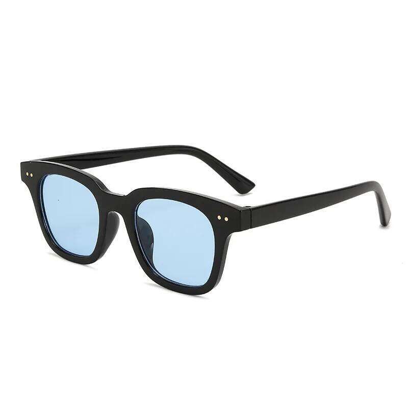 Ins Popular Fashion Square Women Sunglasses Retro Rivets Decoration Brand Designer Eyewear Men Shades UV400 Y260207