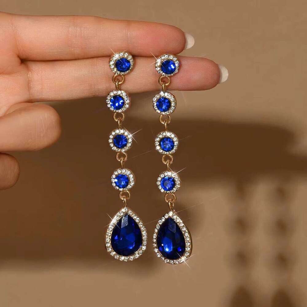 Women's European American Style Luxury Fashion All-Match Long Oval Drop Tassel Earrings Alloy Elegant Artistic Diamond-Set Place