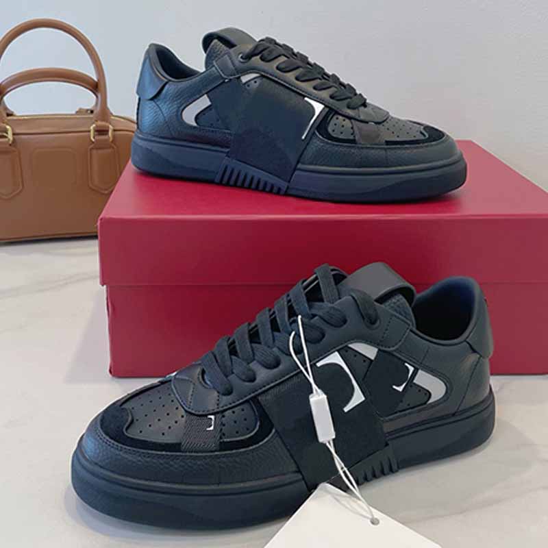 Mens Classic black white splicing Low Top Calfskin Bands Sneakers Seven bands with rubber effect iconic sports shoes Womens office casual shoes Size 35 46