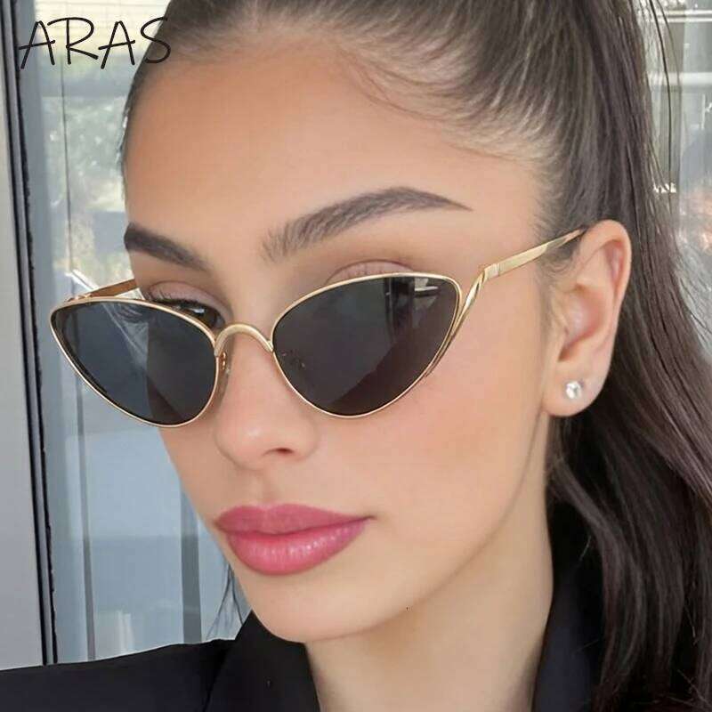 Vintage Punk Cat Eye Sunglasses Women 2025 Luxury Brand UV400 Outdoor Sunglass Trendy Metal Frame Eyewear For Lady Sexy Shades Y260207