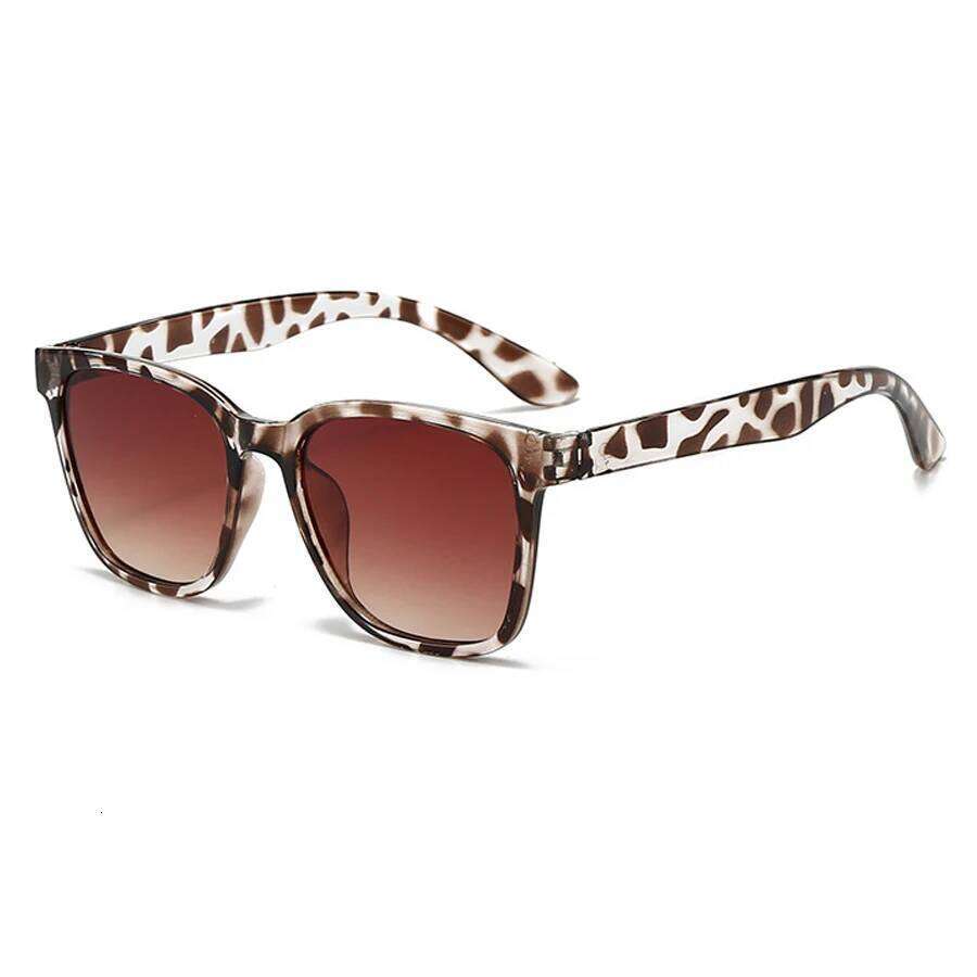 2025 Classic Vintage Square Oversized Sunglasses Women Men Retro Leopard Luxury Sun Glasses UV400 Y260207