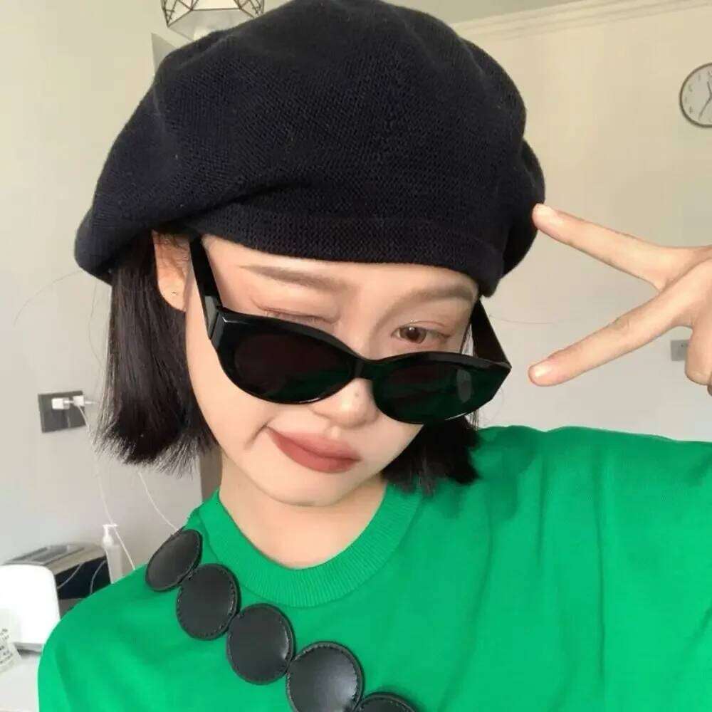 1PC Retro Sunglasses Oval Frame Travel Goggle UV Protective Black Shades Eyewear Daily Wear Sunglasses Y260207