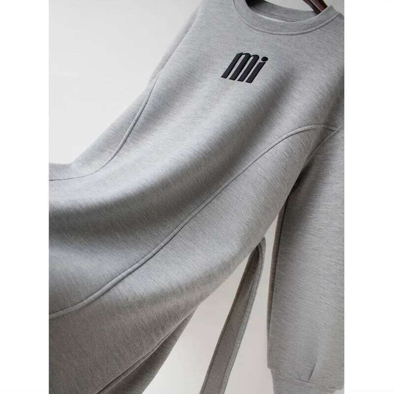 Loose Mid-Length Velvet Sweatshirt In Designer Fashion Autumn Winter New Korean Letter Thickened Jacket Top For Women's Dress