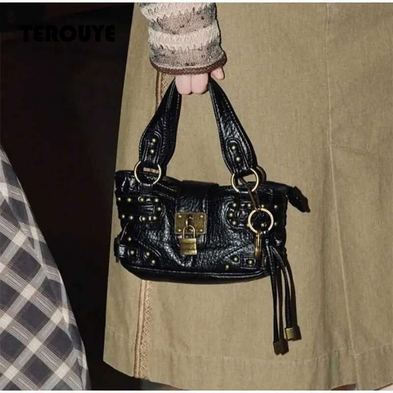 Vintage Lock Tote Bagcommuter Crossbody Shoulder Bagmotorcycle Biker Handbagwomen RETRO Sling Bag TEROUYE