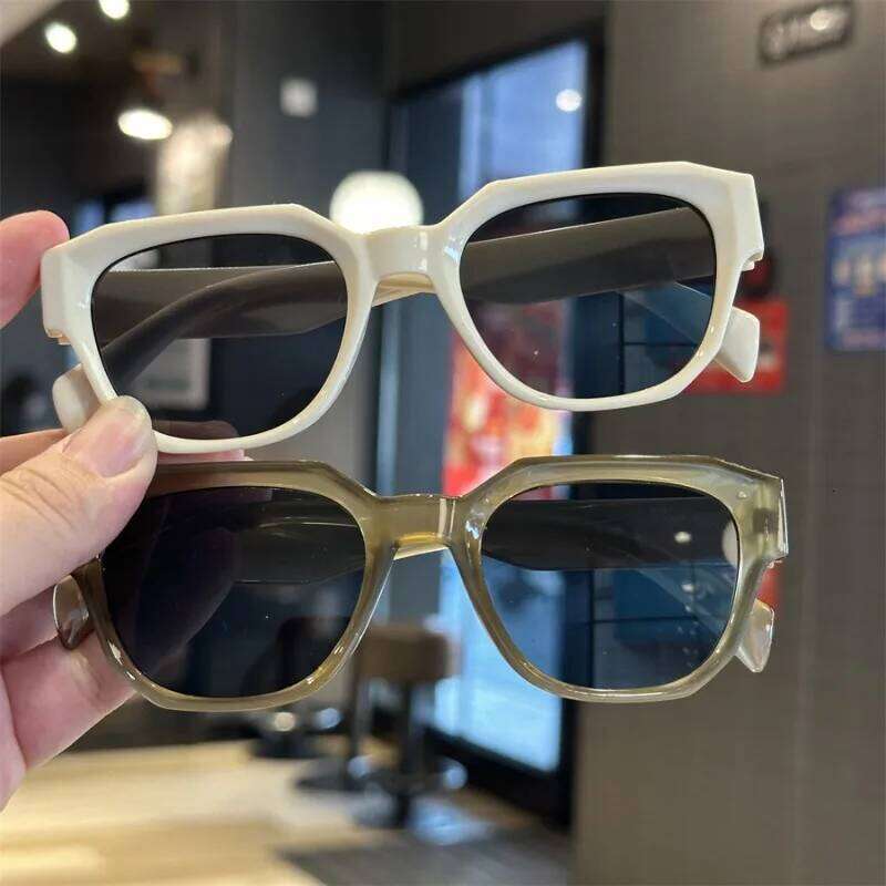 Kids Classic Outdoor Protection Sunglasses Boys Girls Colors Protect Eyes Baby UV400 Sun Glasses Children Eyewears Y260207