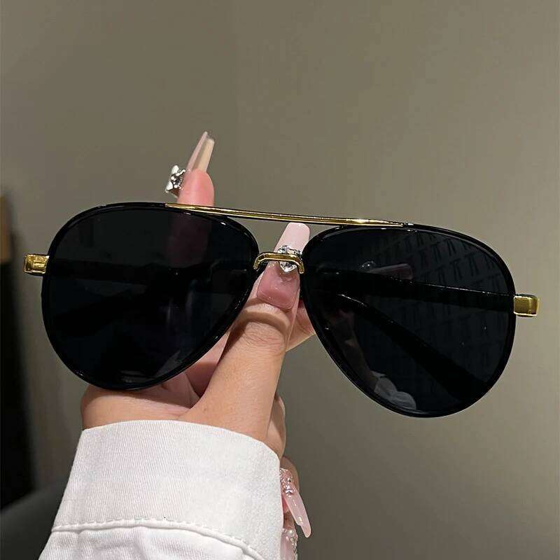 KAMMPT Vintage Pilot Sunglasses Men Fashion Classic Outdoor Casual Shades Women New Trendy Luxury Brand Design Decor Sun Glasses Y260207