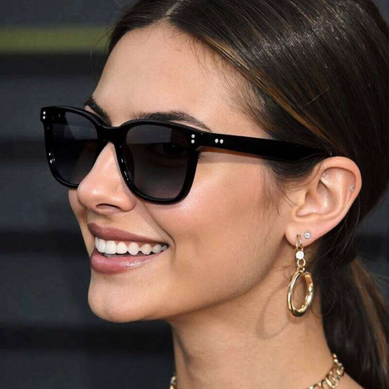 Stylish Polarized Sunglasses Men Women Classic Square Male Sun Glasses Fashion Outdoor Driving Shades UV400 Y260207