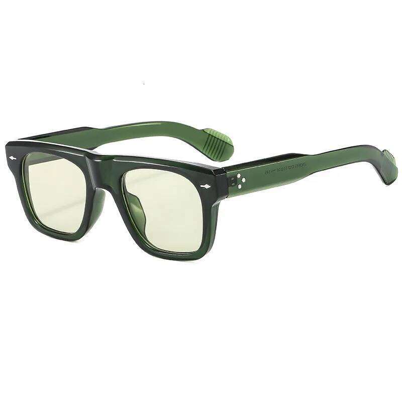 Hot Ins Popular Square Sunglasses Women Men Vintage Rivets Punk Female Shades UV400 Fashion Male Sun Glasses Y260207