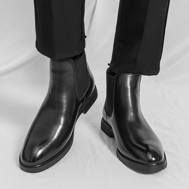 British and Korean style trendy mens casual hightop leather shoes brock riding boots Chelsea pointed business ankle 260208