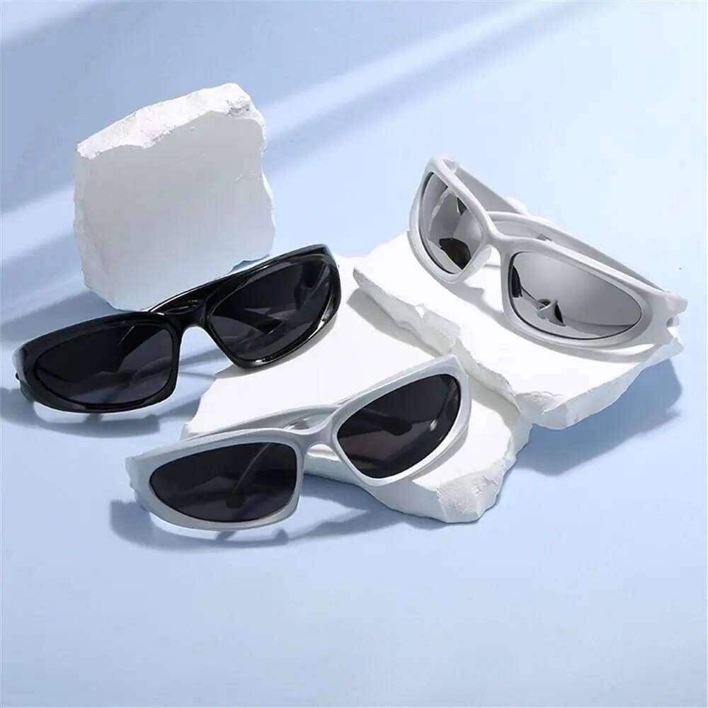Trendy Y2K Cycling Sunglasses Outdoor Sports Shades Millennium Futuristic Sun Glasses UV Protection Street Shooting Eyewear Y260207